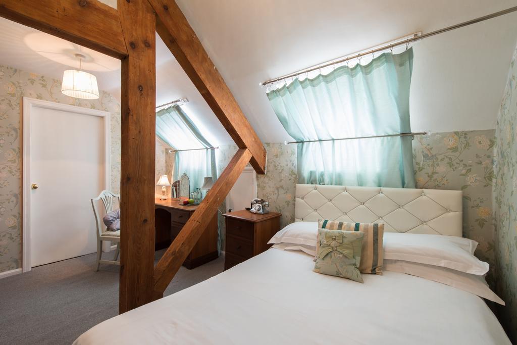 Maenan Abbey Hotel Лланруст Экстерьер фото